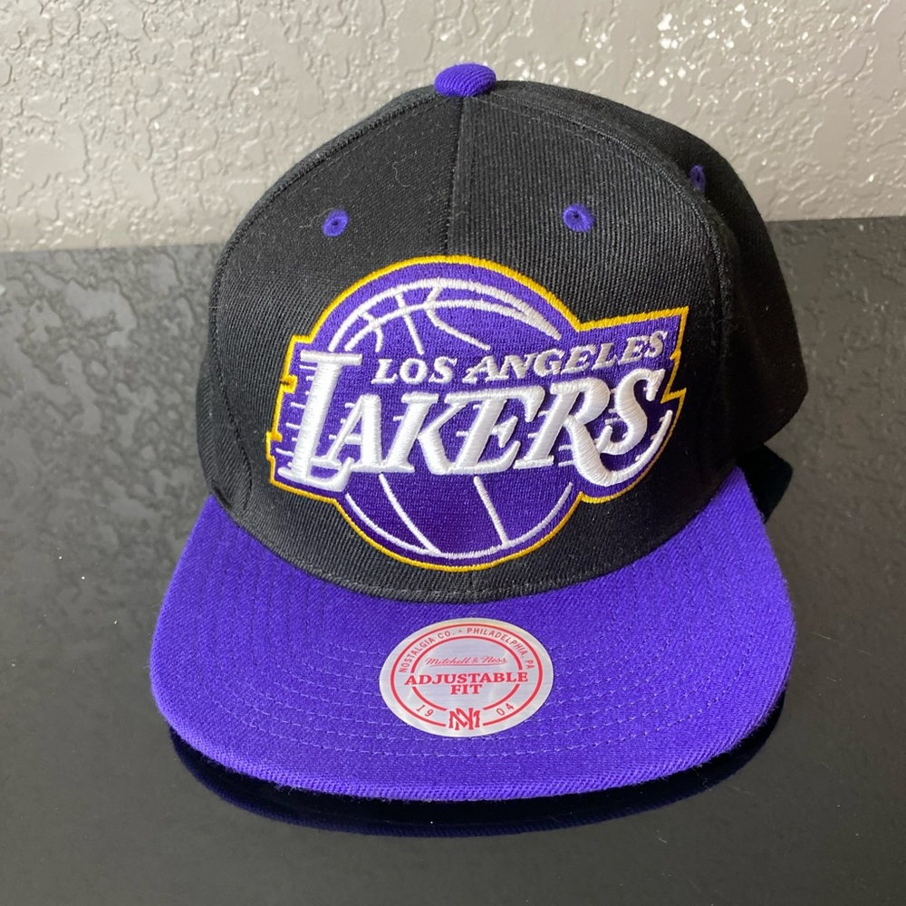 Mitchell & Ness Los Angeles Lakers OG Snapback Hat - Purple/blck